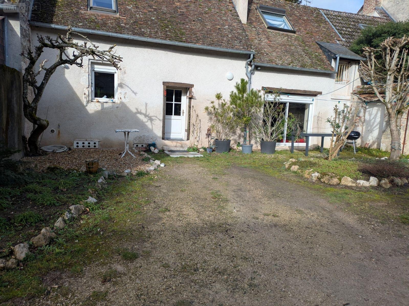 Location maison Mer 41500 Loir-et-Cher 80 m2 4 pièces 635 euros