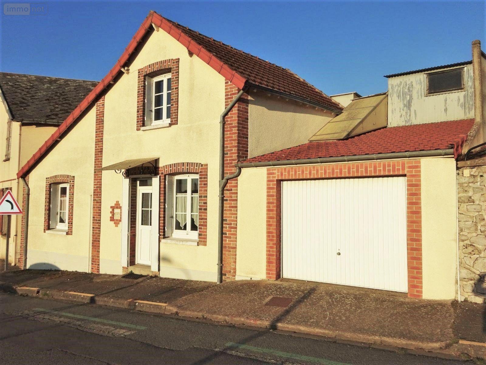 Location maison Cloyes-les-Trois-Rivières 28220 Eure-et-Loir 34 m2 2 pièces 470 euros