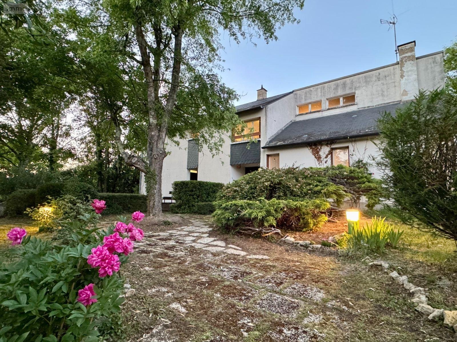 Maison a vendre Neuvy-Saint-Sépulchre 36230 Indre 250 m2 10 pièces 198000 euros