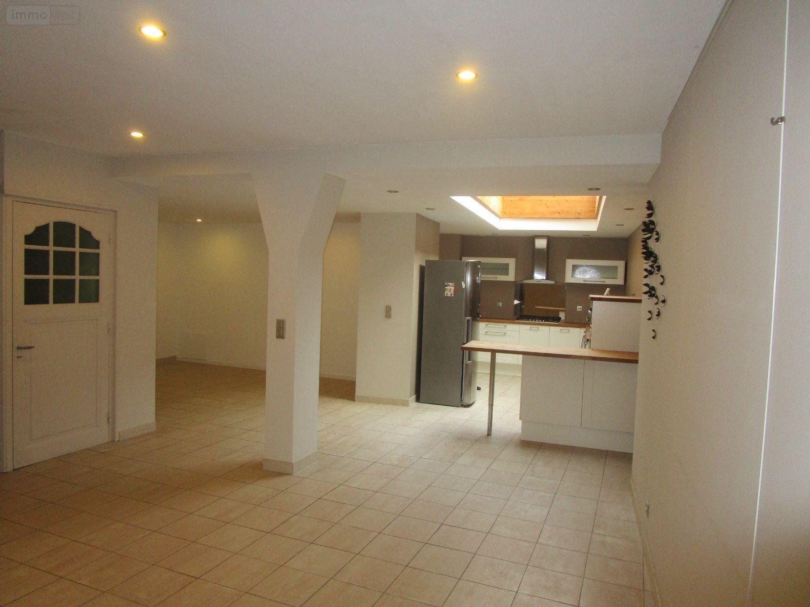 Location maison Steenvoorde 59114 Nord 185 m2  942 euros