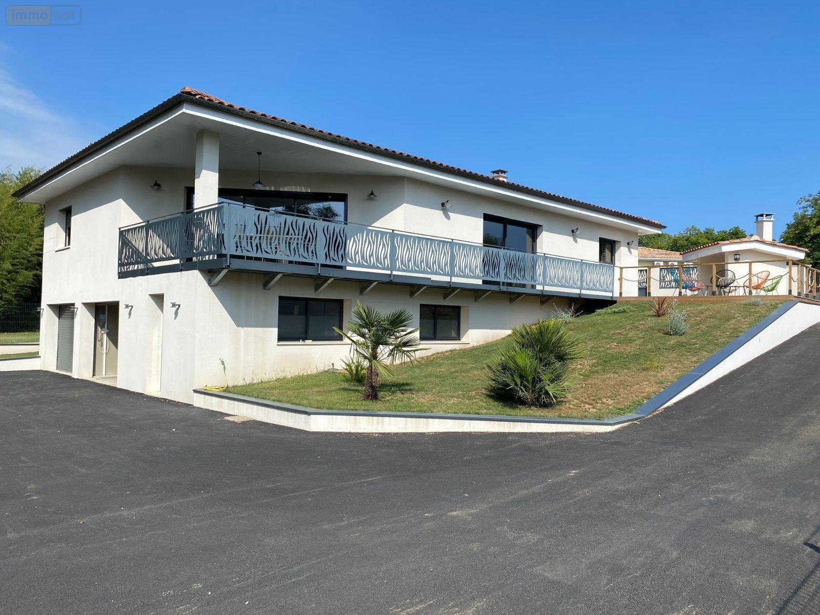 Maison a vendre Les Billaux 33500 Gironde 197 m2 5 pièces 433000 euros