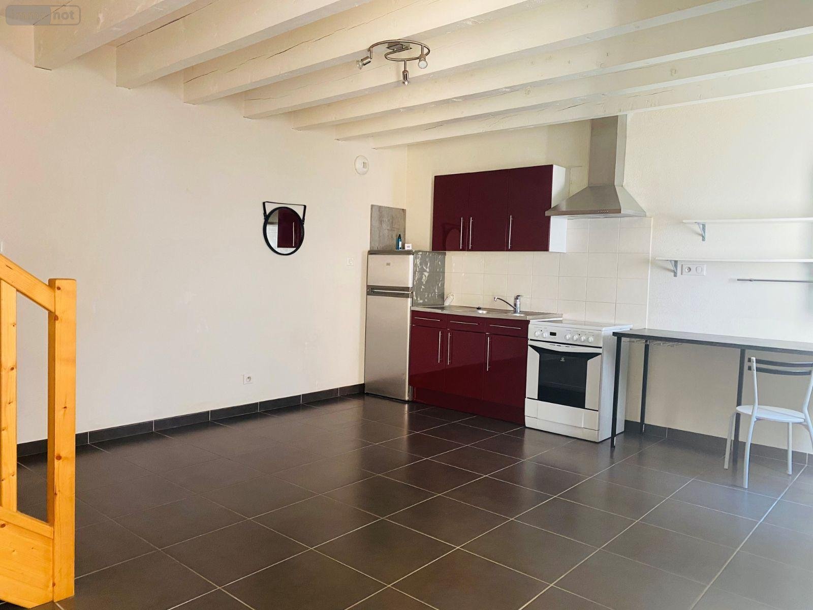 Location appartement Mâcon 71000 Saône-et-Loire 50 m2 2 pièces 460 euros