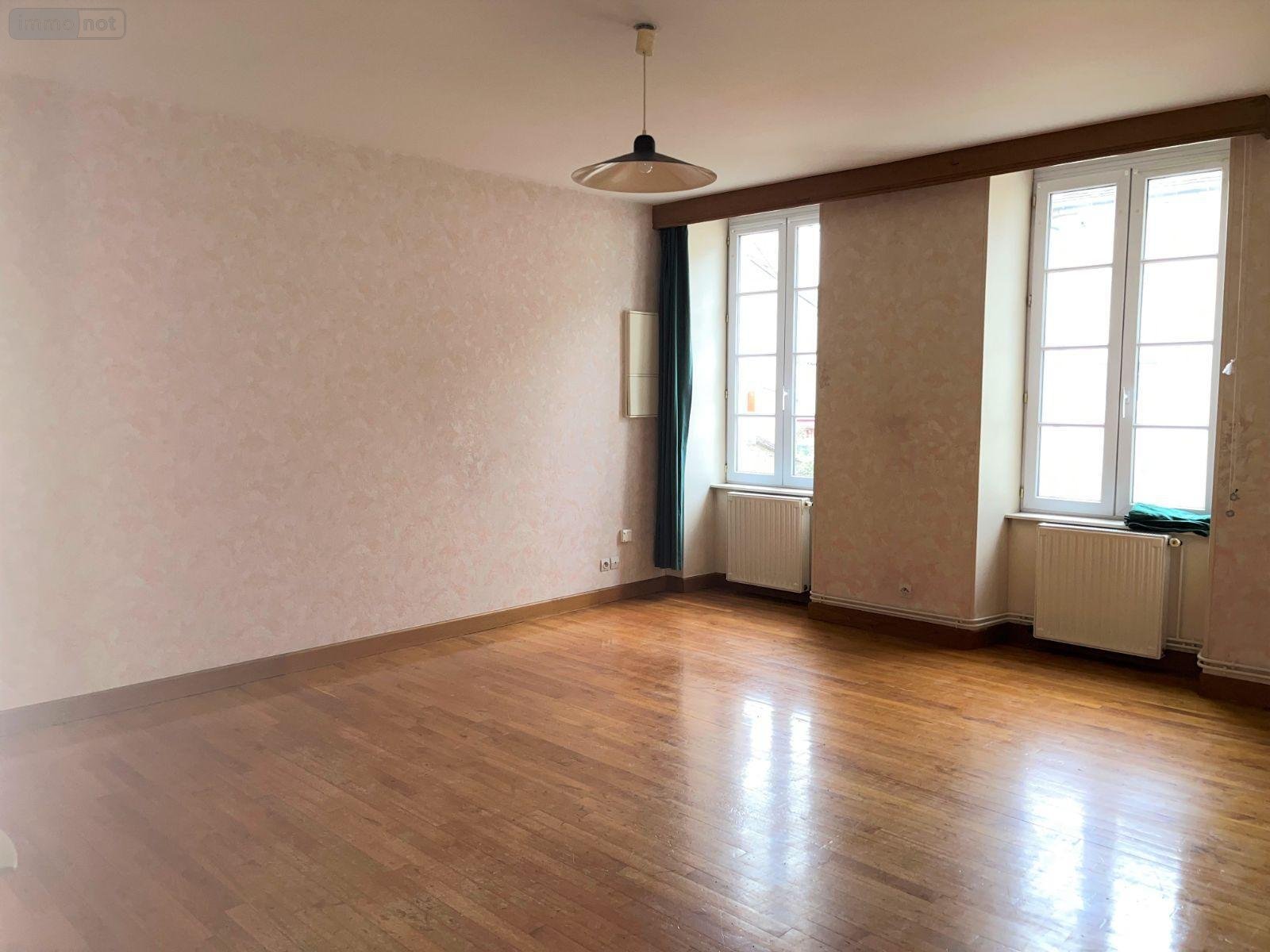 Location appartement Avallon 89200 Yonne 69 m2 3 pièces 555 euros