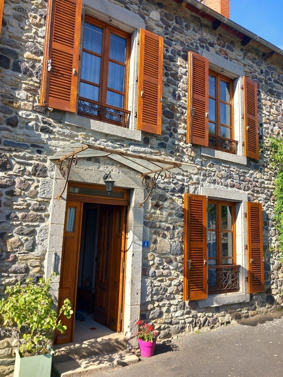 Maison a vendre Peyrusse 15170 Cantal 155 m2 5 pièces 85000 euros