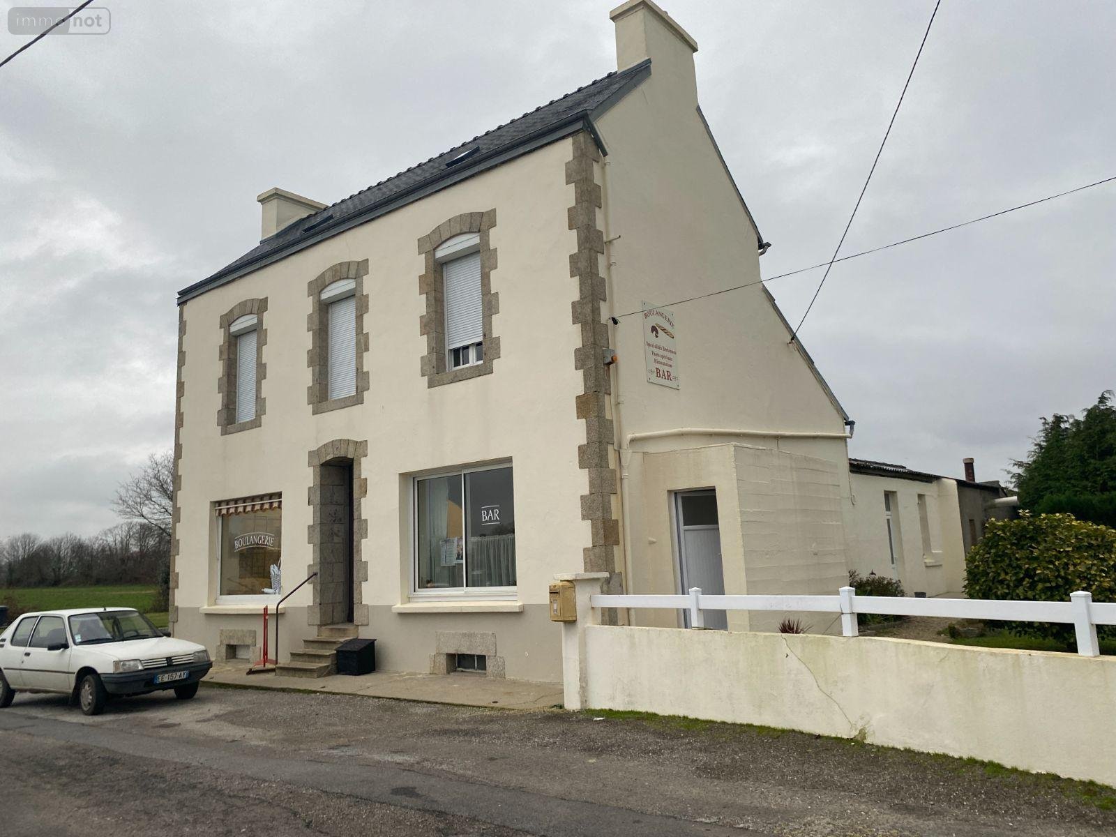 Fonds et murs commerciaux a vendre Scaër 29390 Finistère 50 m2  116600 euros