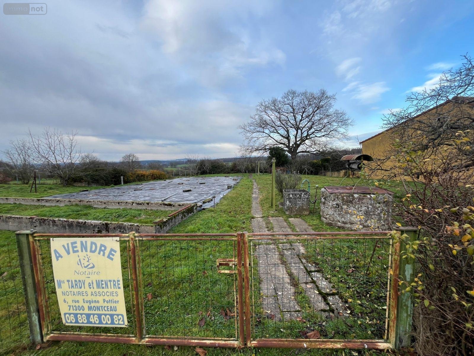 Terrain a batir a vendre Pouilloux 71230 Saône-et-Loire 1037 m2  30000 euros