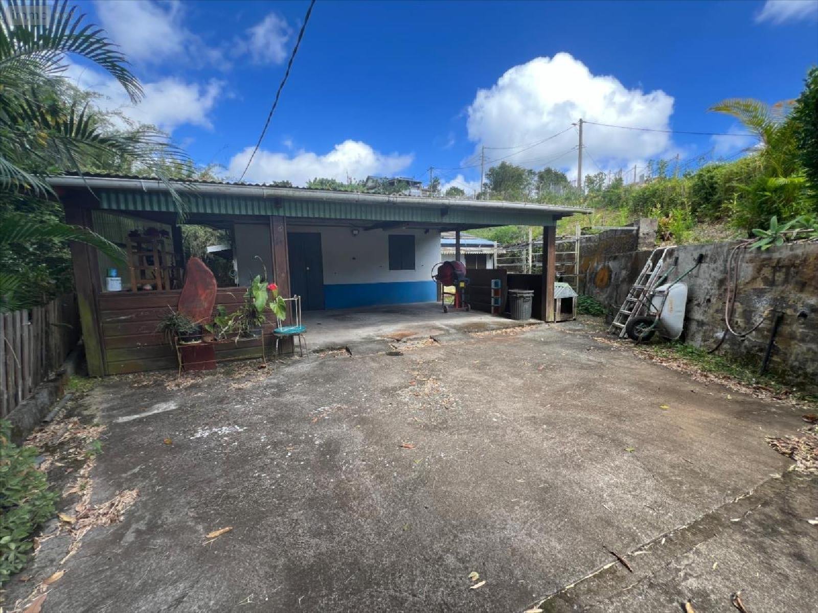 Maison a vendre La-Montagne 97417 Réunion 106 m2 4 pièces 165000 euros