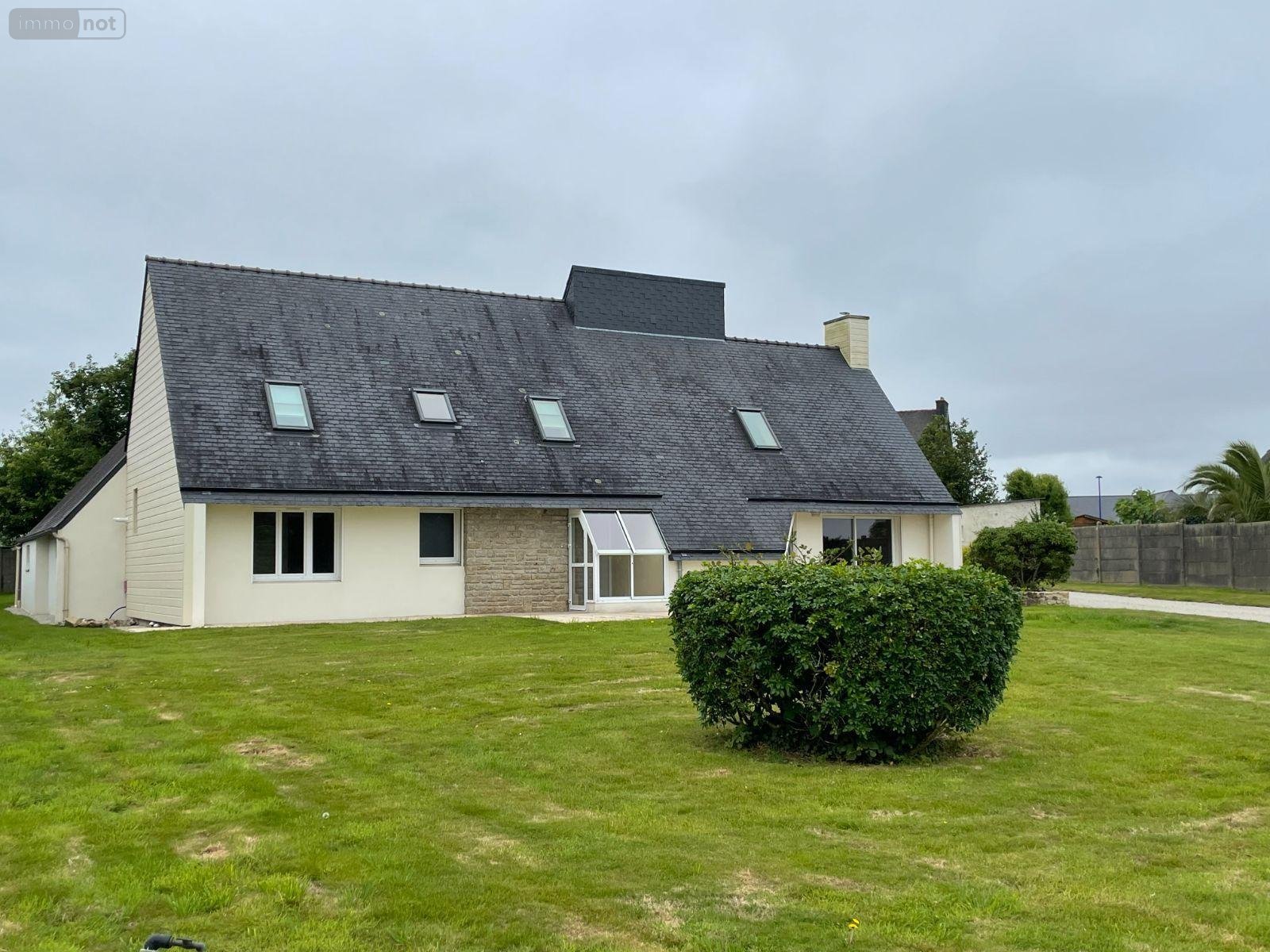 Maison a vendre Lampaul-Guimiliau 29400 Finistère 185 m2 7 pièces 322300 euros