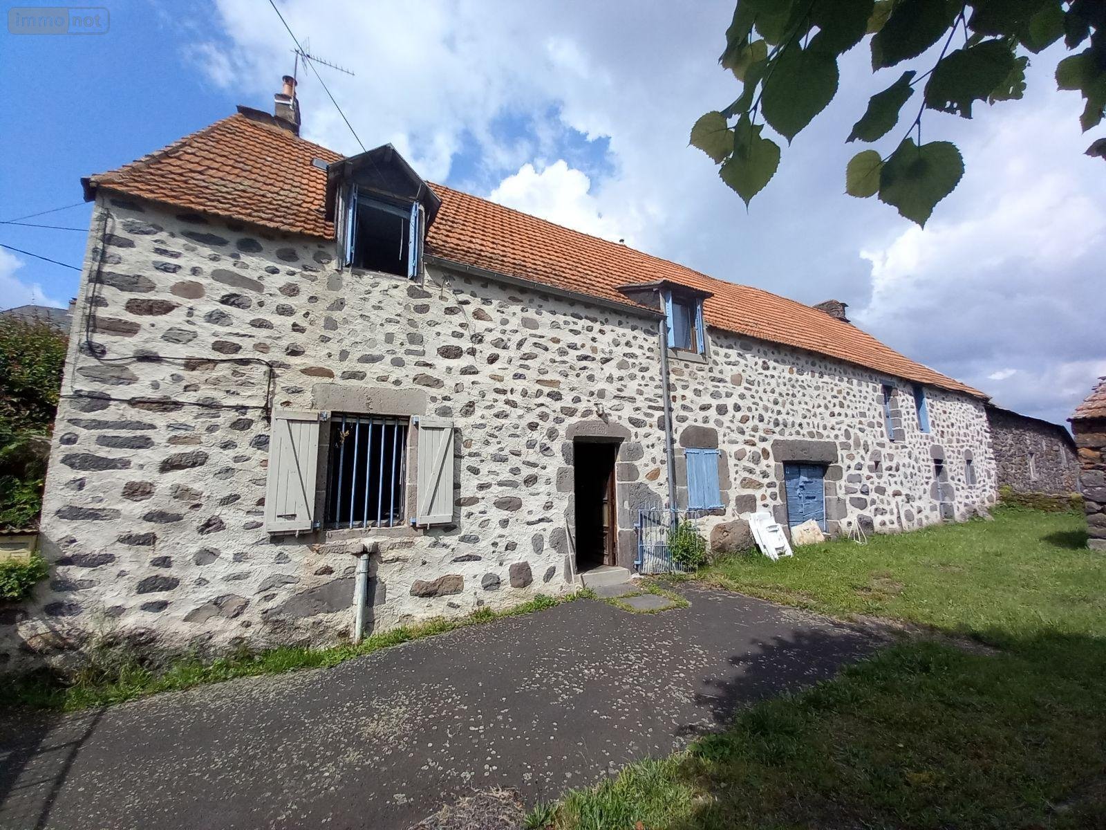Maison a vendre Murat 15300 Cantal 80 m2 5 pièces 65000 euros