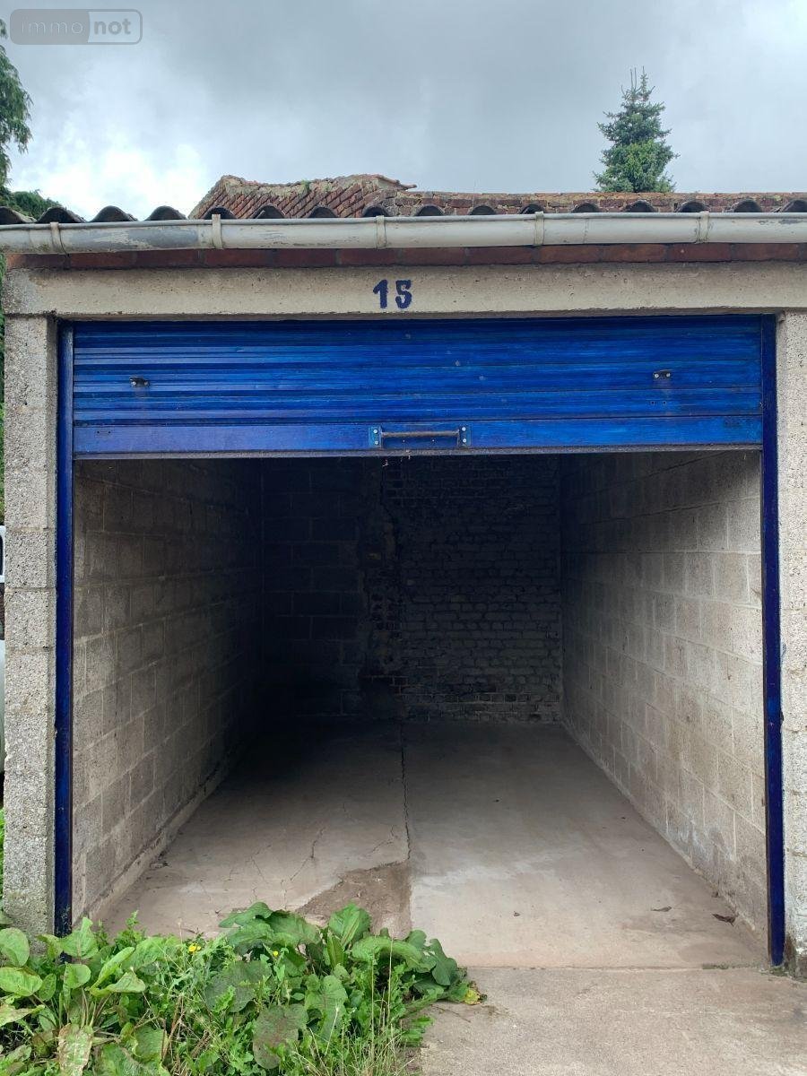 Location garage et parking Bailleul 59270 Nord 14 m2  60 euros