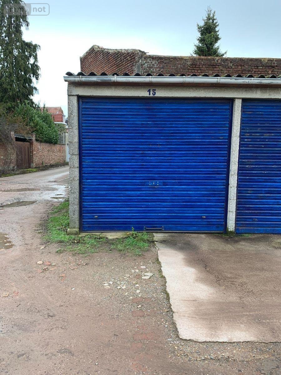 Location garage et parking Bailleul 59270 Nord 14 m2  60 euros