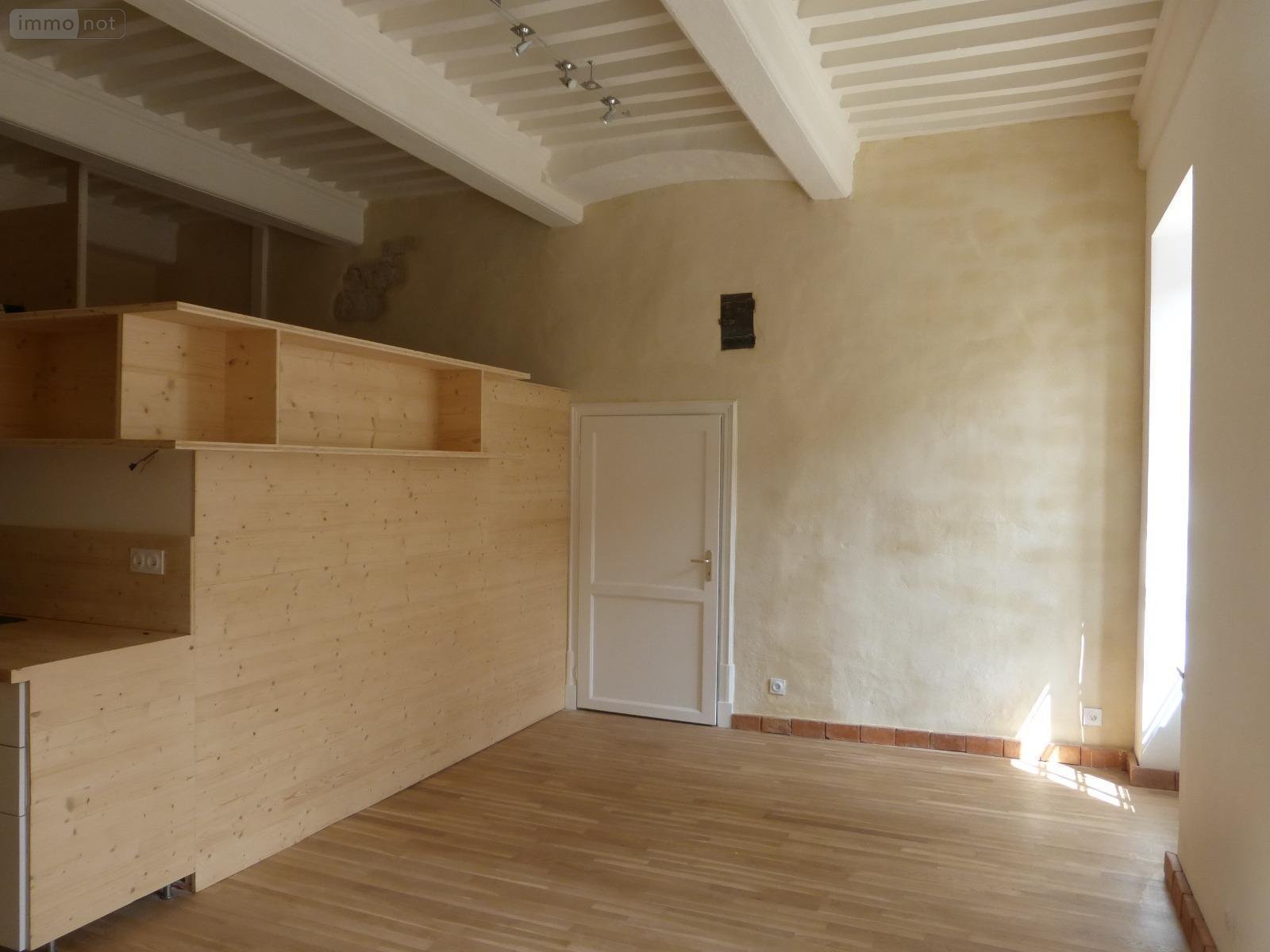 Location appartement Cluny 71250 Saône-et-Loire 43 m2 1 pièce 430 euros