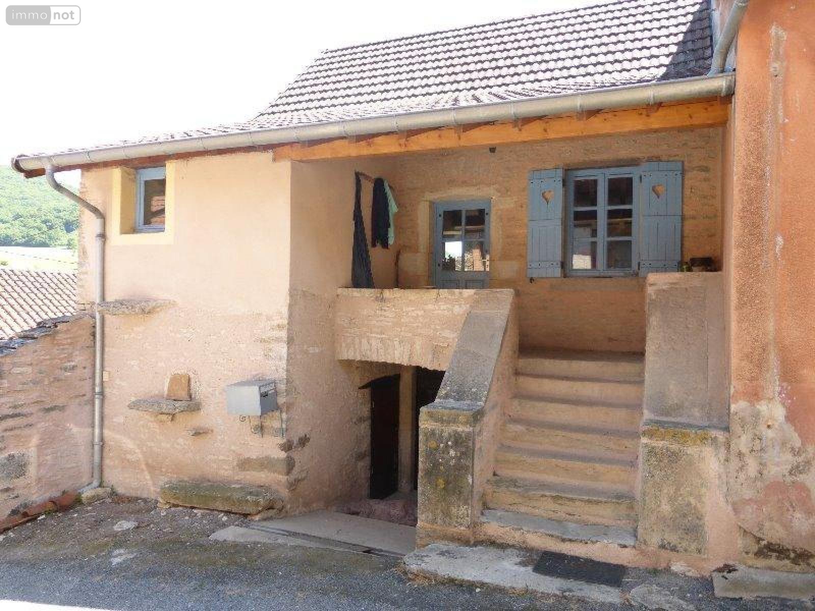 Location maison Blanot 71250 Saône-et-Loire 64 m2 2 pièces 550 euros