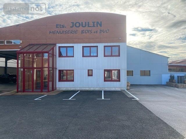 Fonds et murs commerciaux a vendre Charnay-lès-Mâcon 71850 Saône-et-Loire 1980 m2  2270000 euros