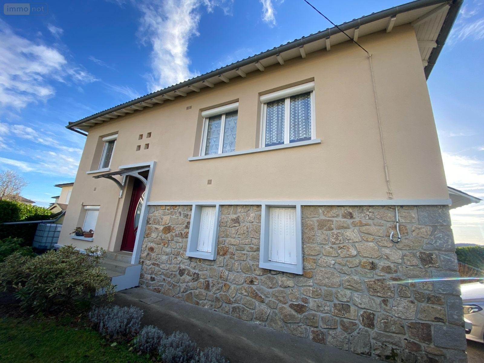 Maison a vendre Pleaux 15700 Cantal 108 m2 5 pièces 116600 euros