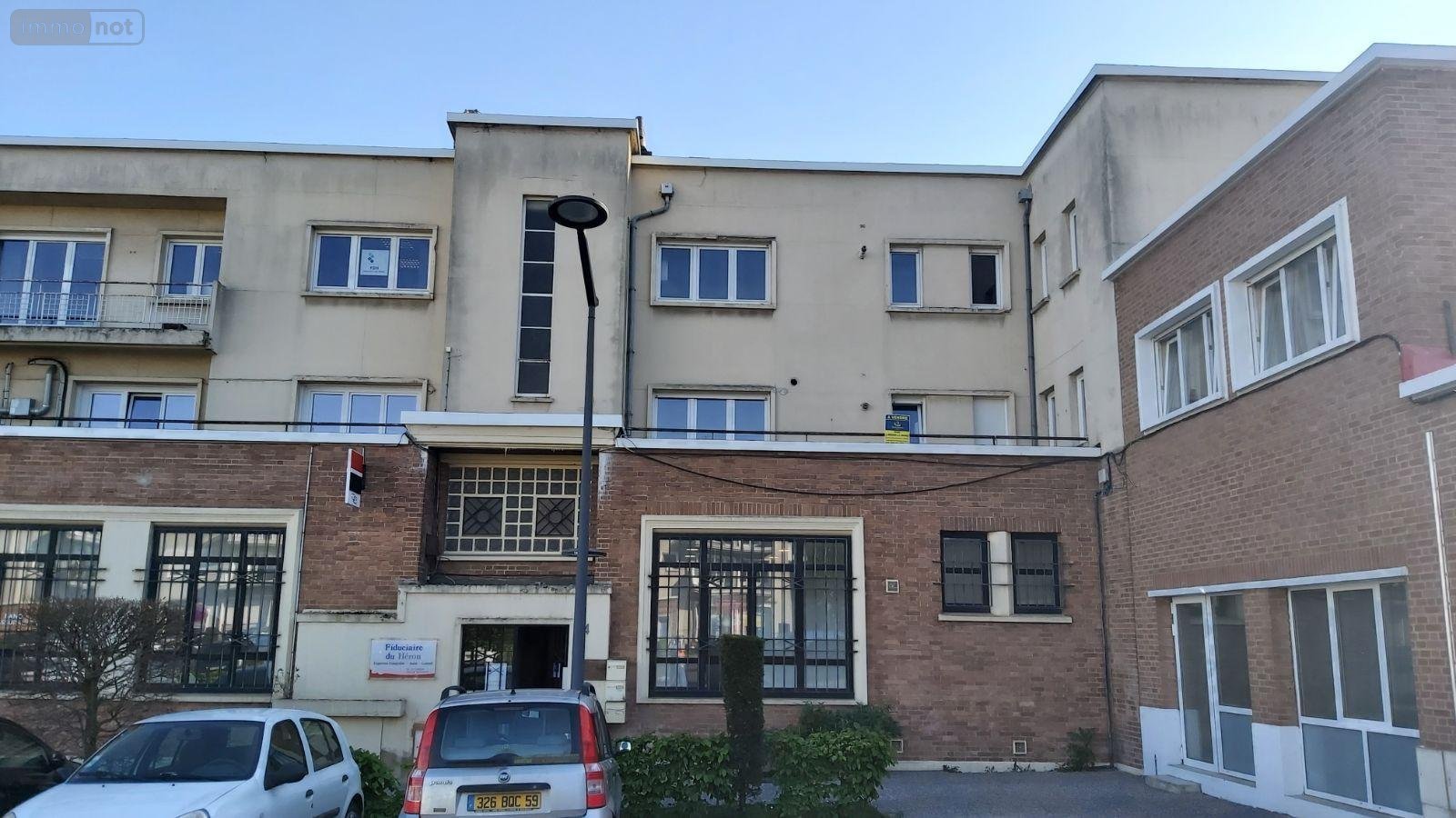 Fonds et murs commerciaux a vendre Maubeuge 59600 Nord  168000 euros