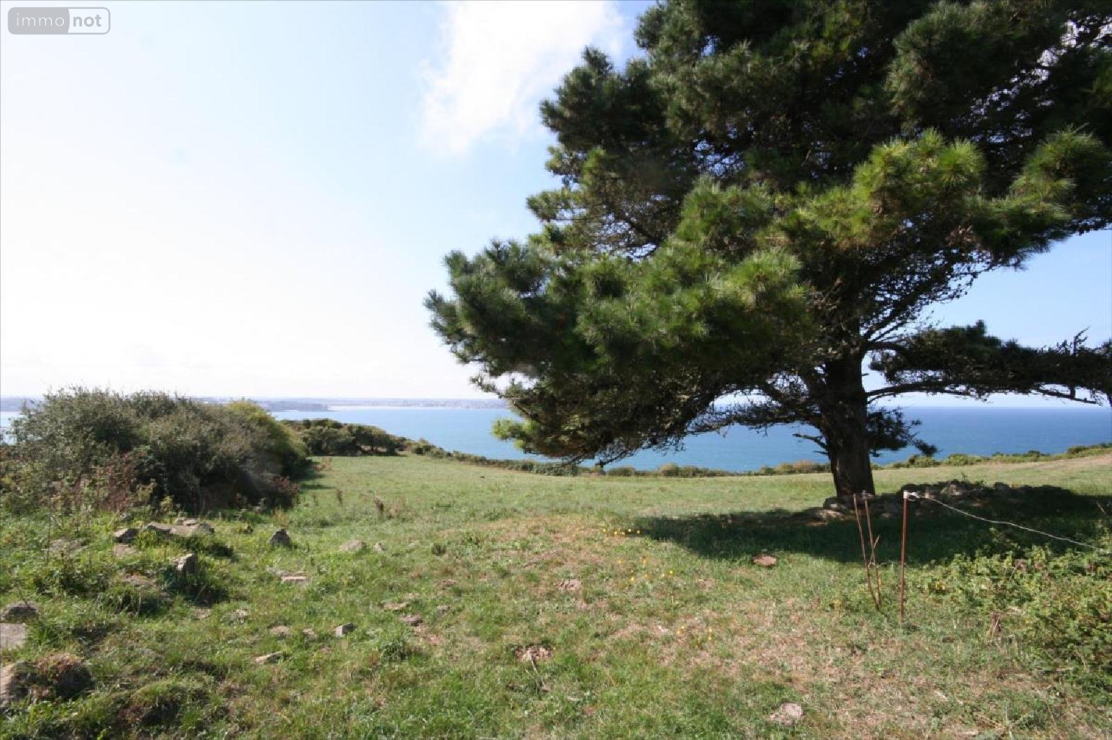 Bien agricole a vendre Trédrez-Locquémeau 22300 Côtes-d'Armor  199650 euros