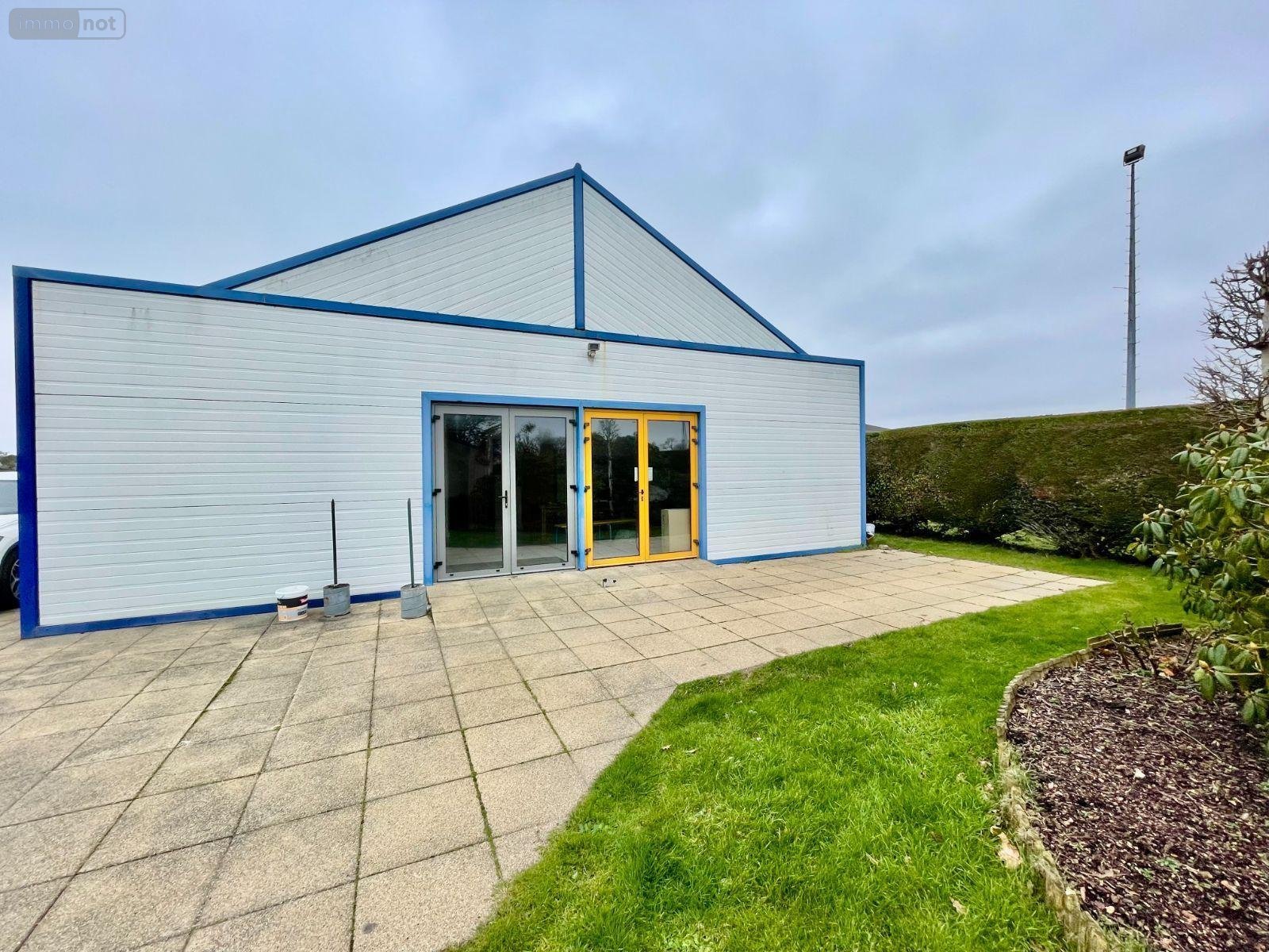 Fonds et murs commerciaux a vendre Ploumilliau 22300 Côtes-d'Armor 250 m2  199650 euros