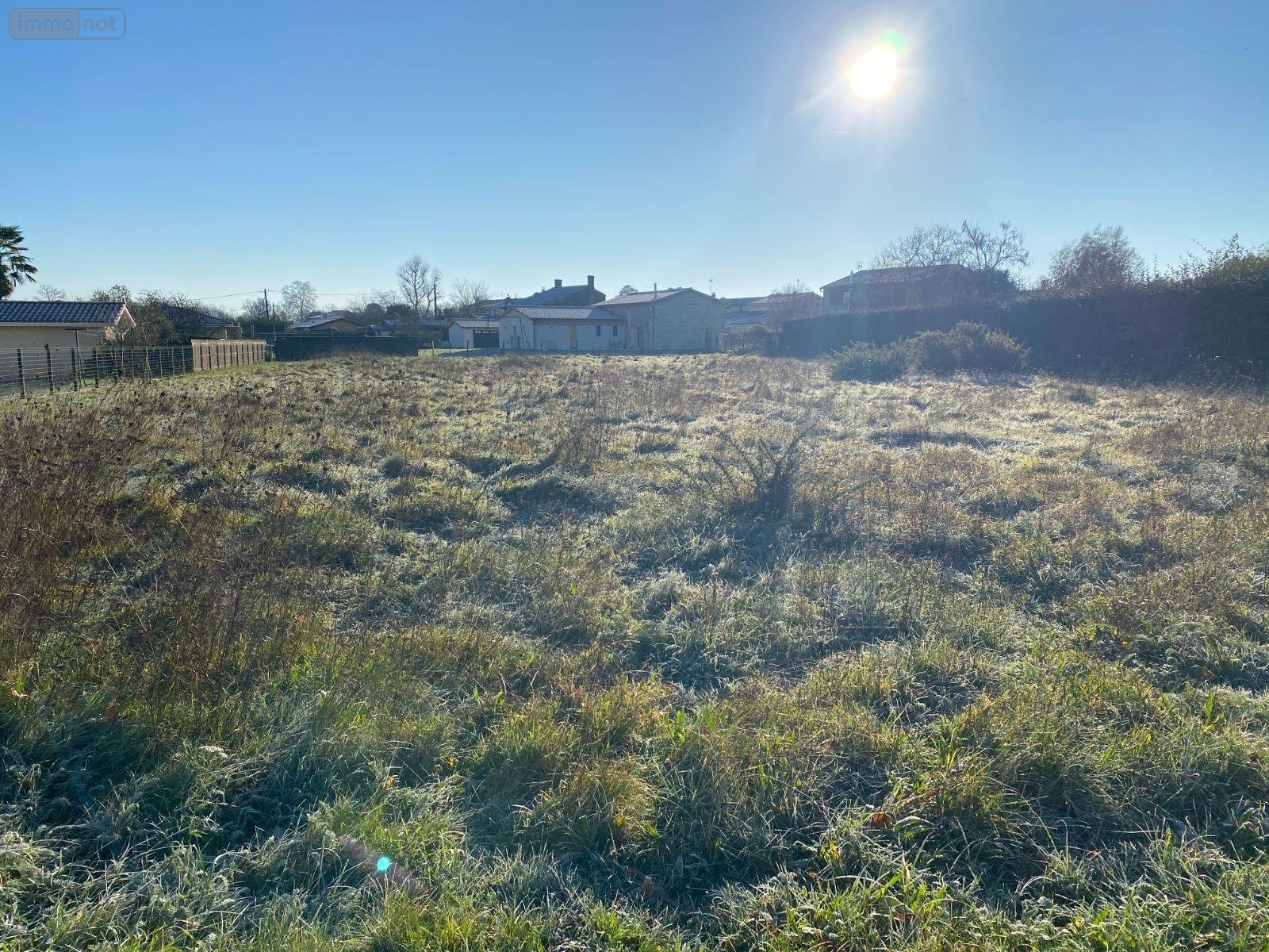 Terrain a batir a vendre Le Pian-Médoc 33290 Gironde 1246 m2  198650 euros