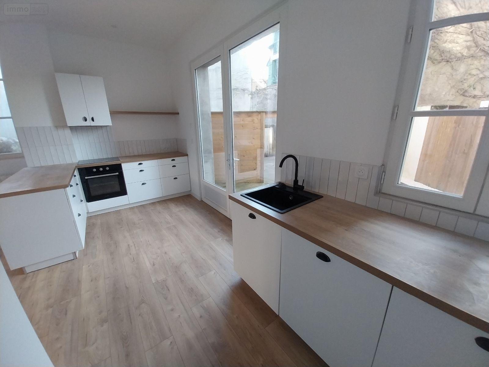 Maison a vendre Vitré 35500 Ille-et-Vilaine 70 m2 3 pièces 235040 euros