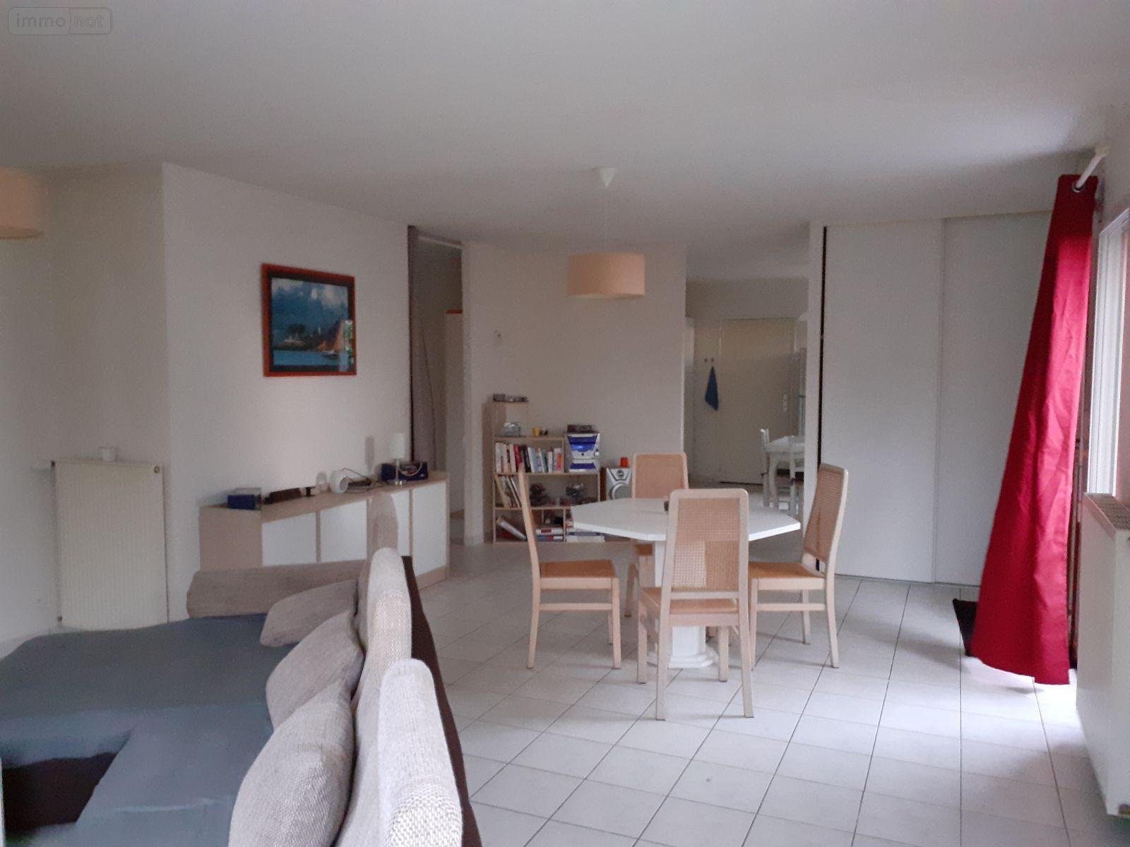 Location maison Vitré 35500 Ille-et-Vilaine 86 m2 3 pièces 765 euros