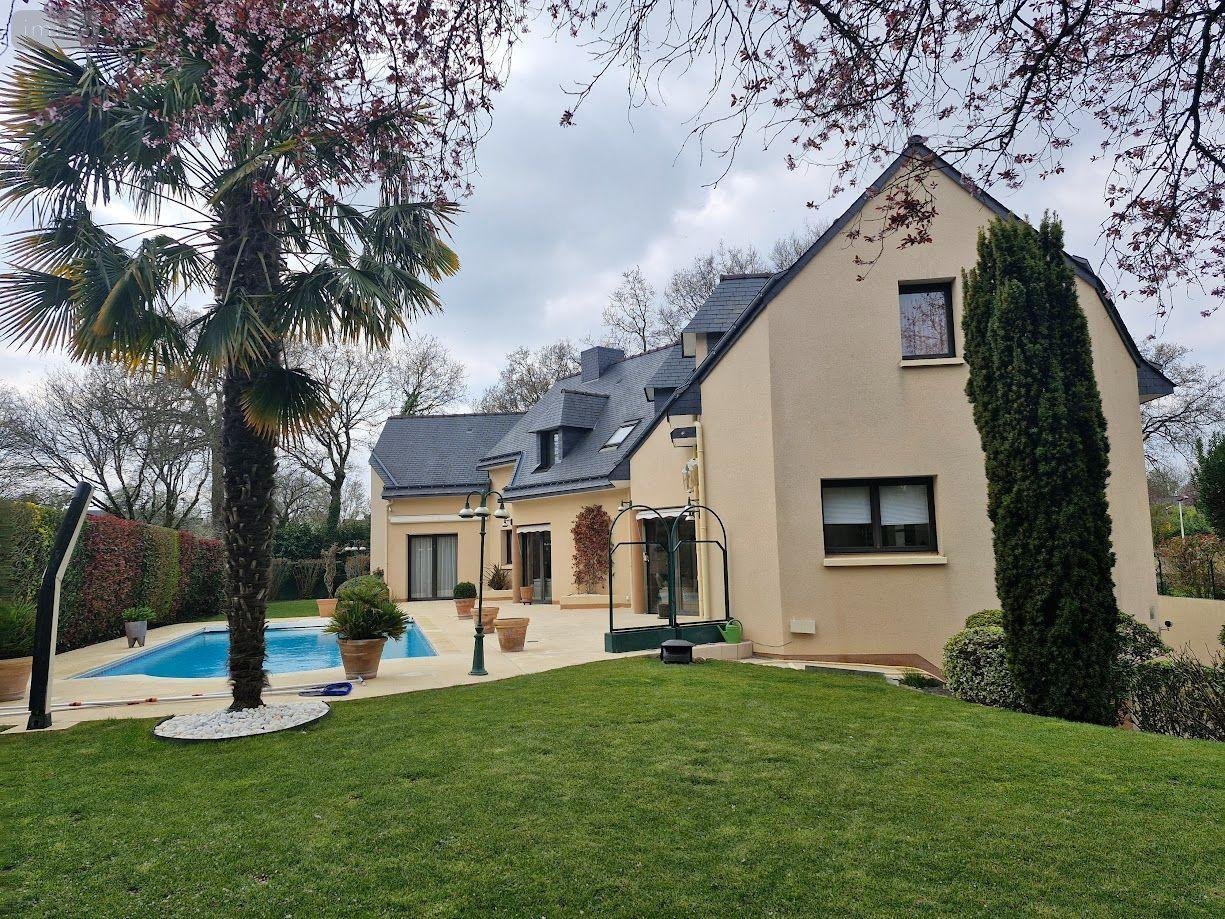 Maison a vendre Saint-Grégoire 35760 Ille-et-Vilaine 300 m2 9 pièces 1196000 euros