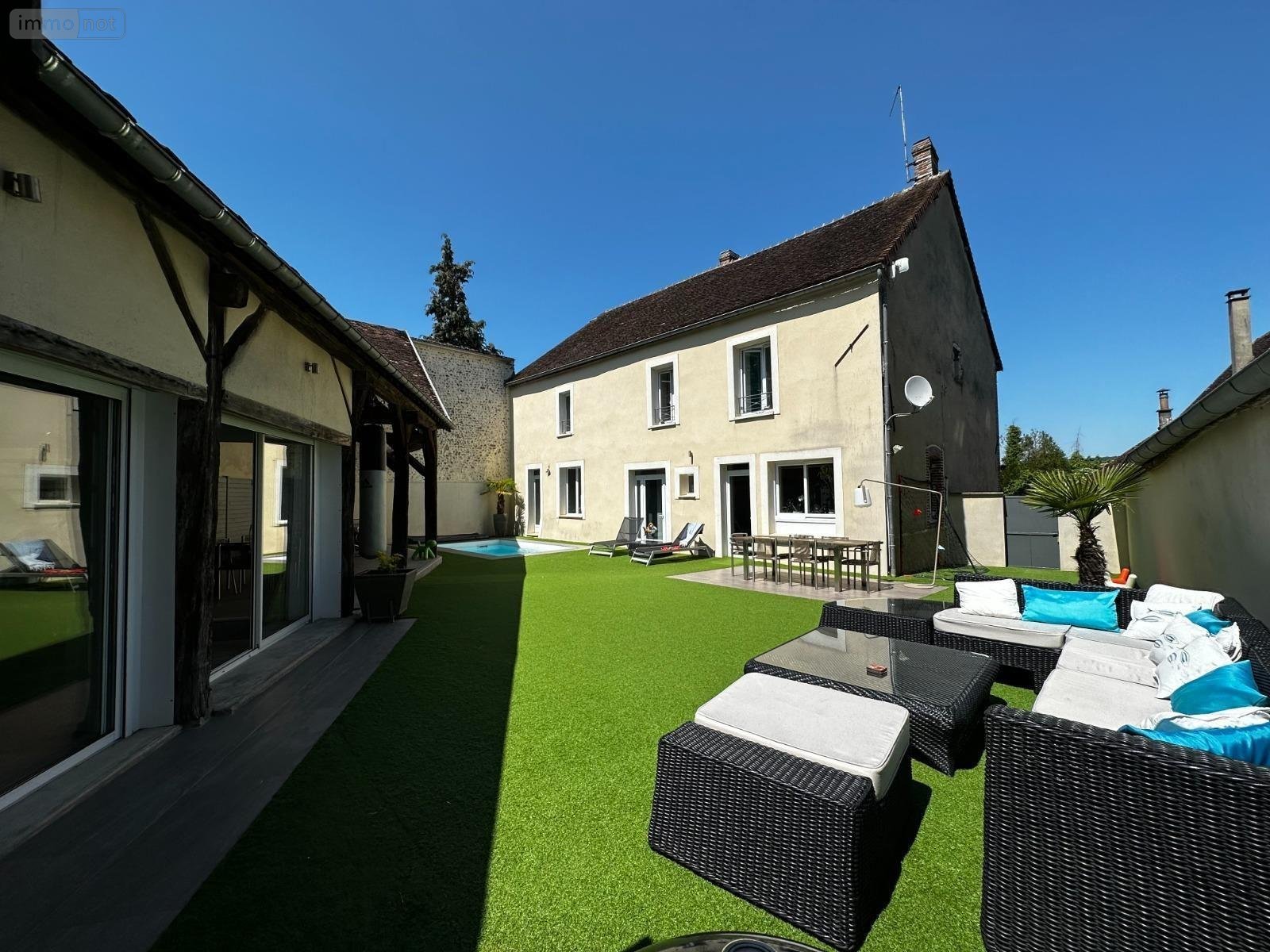 Maison a vendre Cézy 89410 Yonne 313 m2 9 pièces 349000 euros