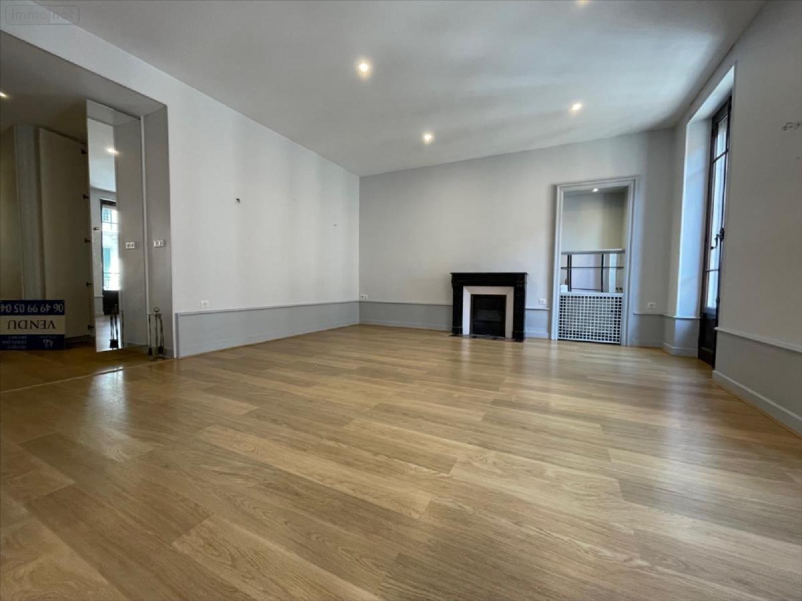 Location appartement Chambéry 73000 Savoie 82 m2 2 pièces 900 euros