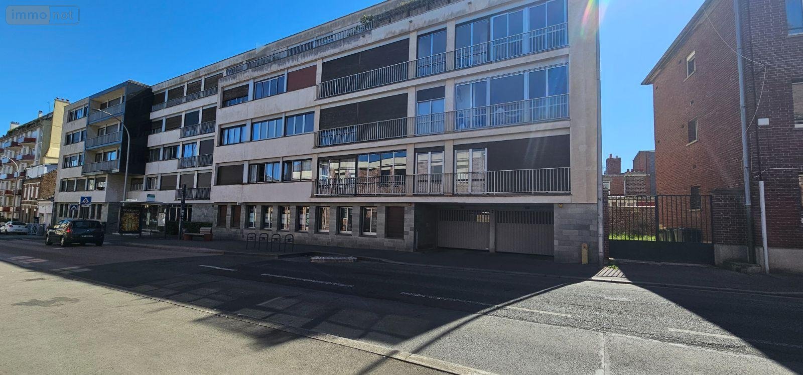 Garage et parking a vendre Amiens 80000 Somme  16000 euros