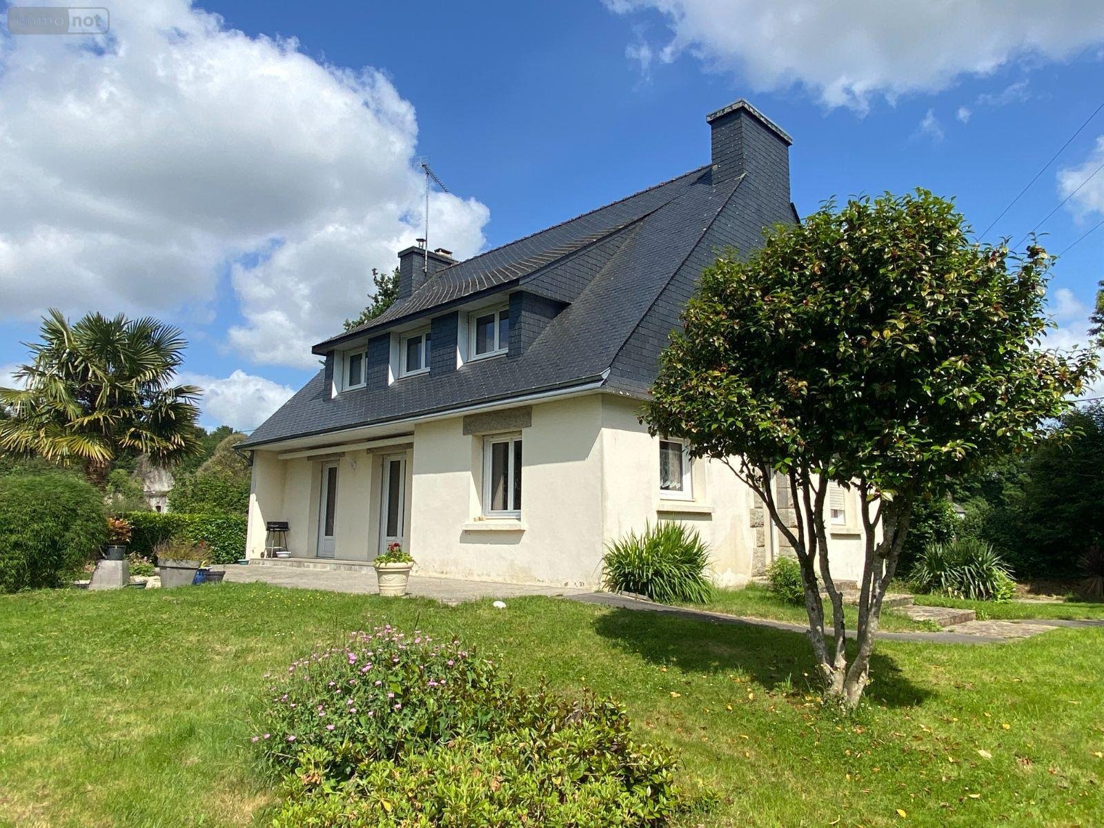 Maison a vendre Scaër 29390 Finistère 130 m2 7 pièces 227900 euros