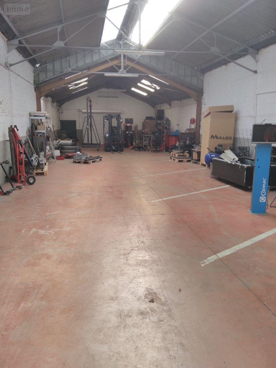 Location divers Merville 59660 Nord 260 m2  1500 euros