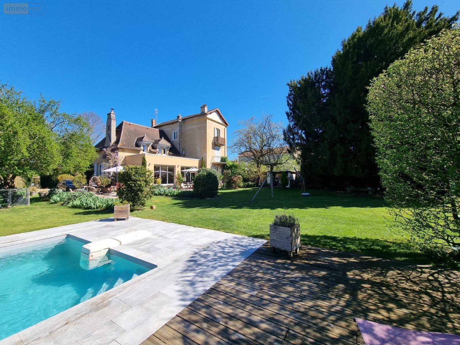 propriete a vendre Marcigny 71110 Saône-et-Loire 276 m2 10 pièces 545000 euros