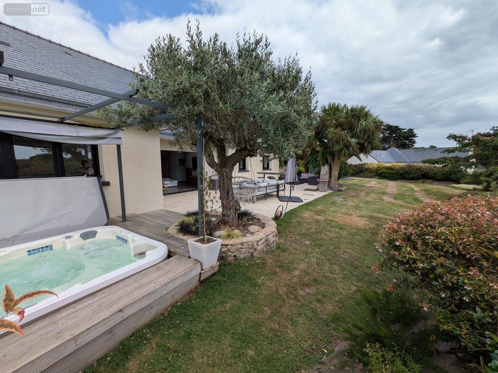 Maison a vendre Locunolé 29310 Finistère 198 m2  493525 euros