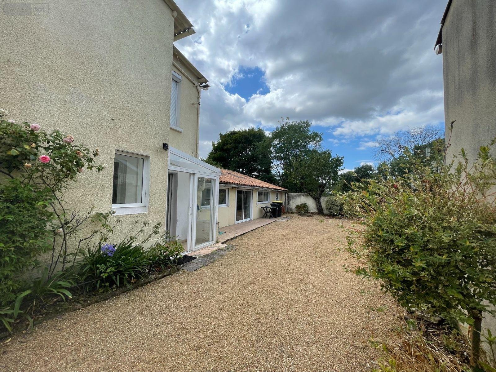 Maison a vendre Argentonnay 79150 Deux-Sèvres 124 m2 5 pièces 127200 euros