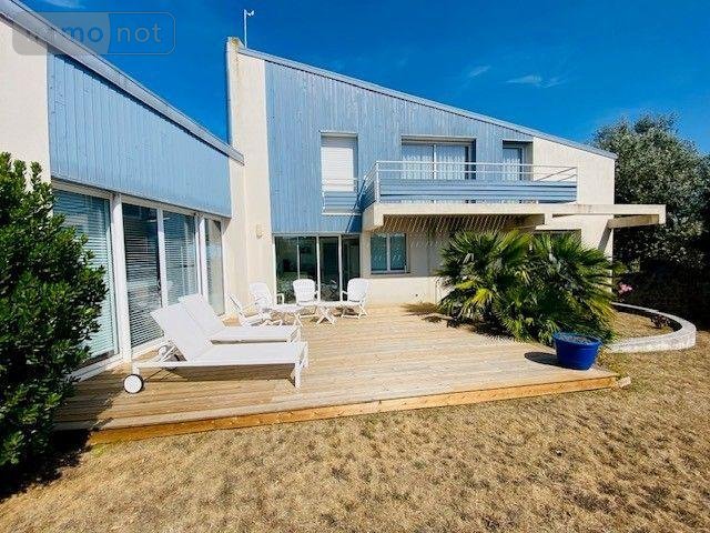 Maison a vendre Trégastel 22730 Côtes-d'Armor 180 m2 6 pièces 927220 euros