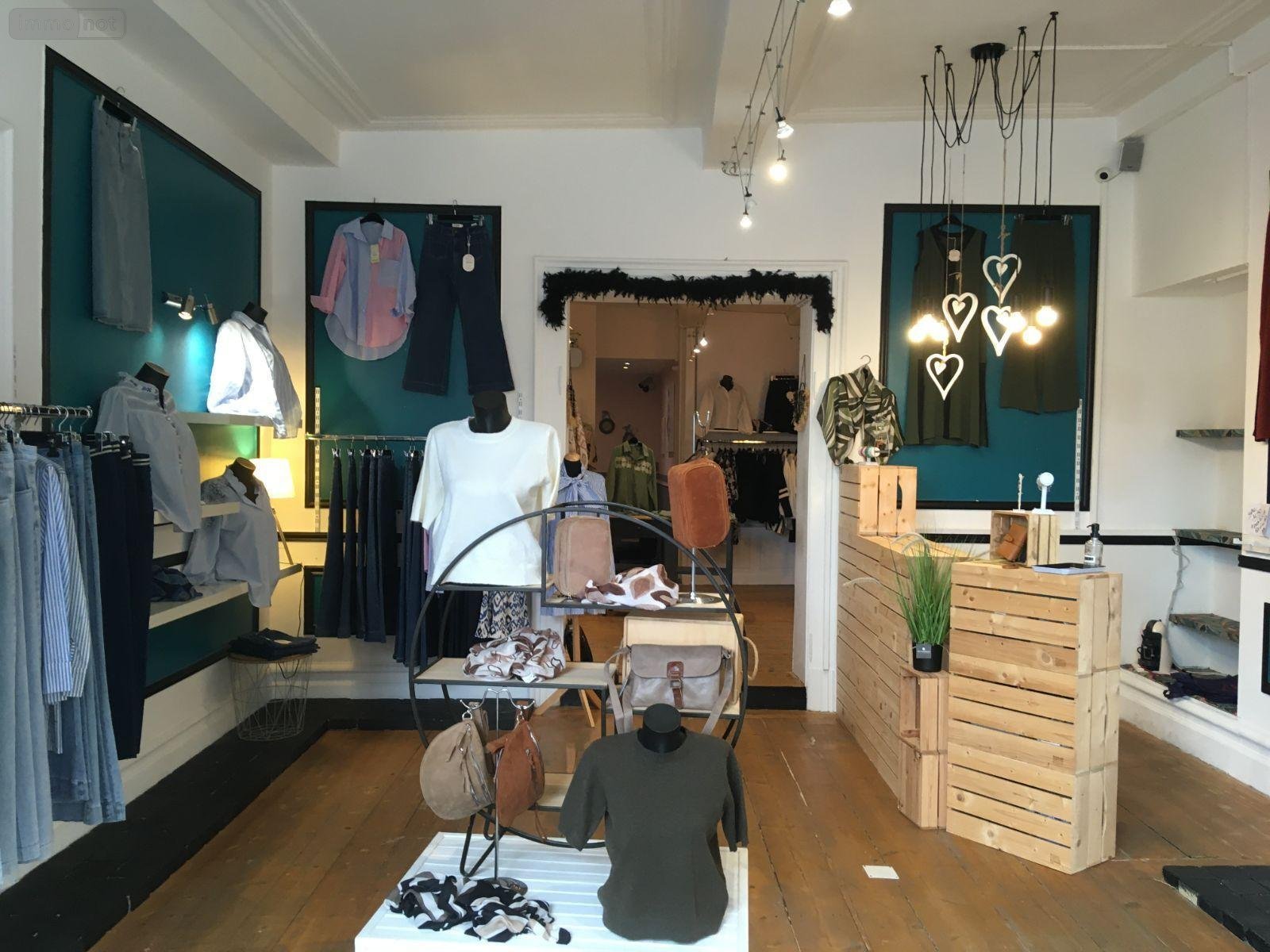 Fonds et murs commerciaux a vendre Bergues 59380 Nord 92 m2  44000 euros