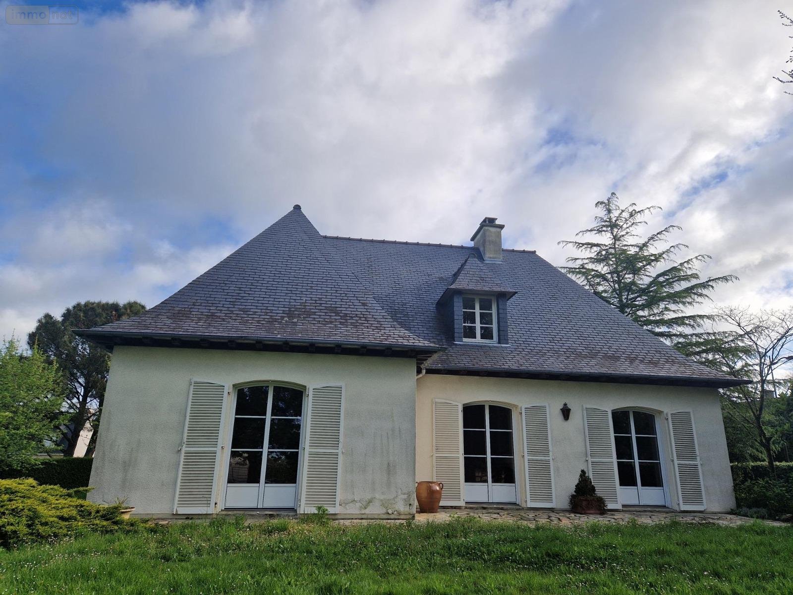 Location maison Châteaugiron 35410 Ille-et-Vilaine 134 m2 5 pièces 1200 euros