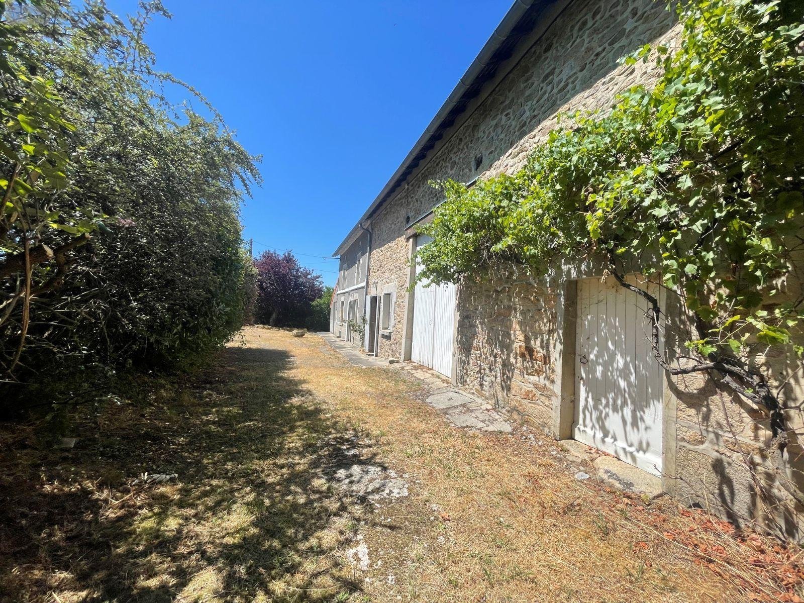Maison a vendre Laurière 87370 Haute-Vienne 141 m2 7 pièces 92650 euros