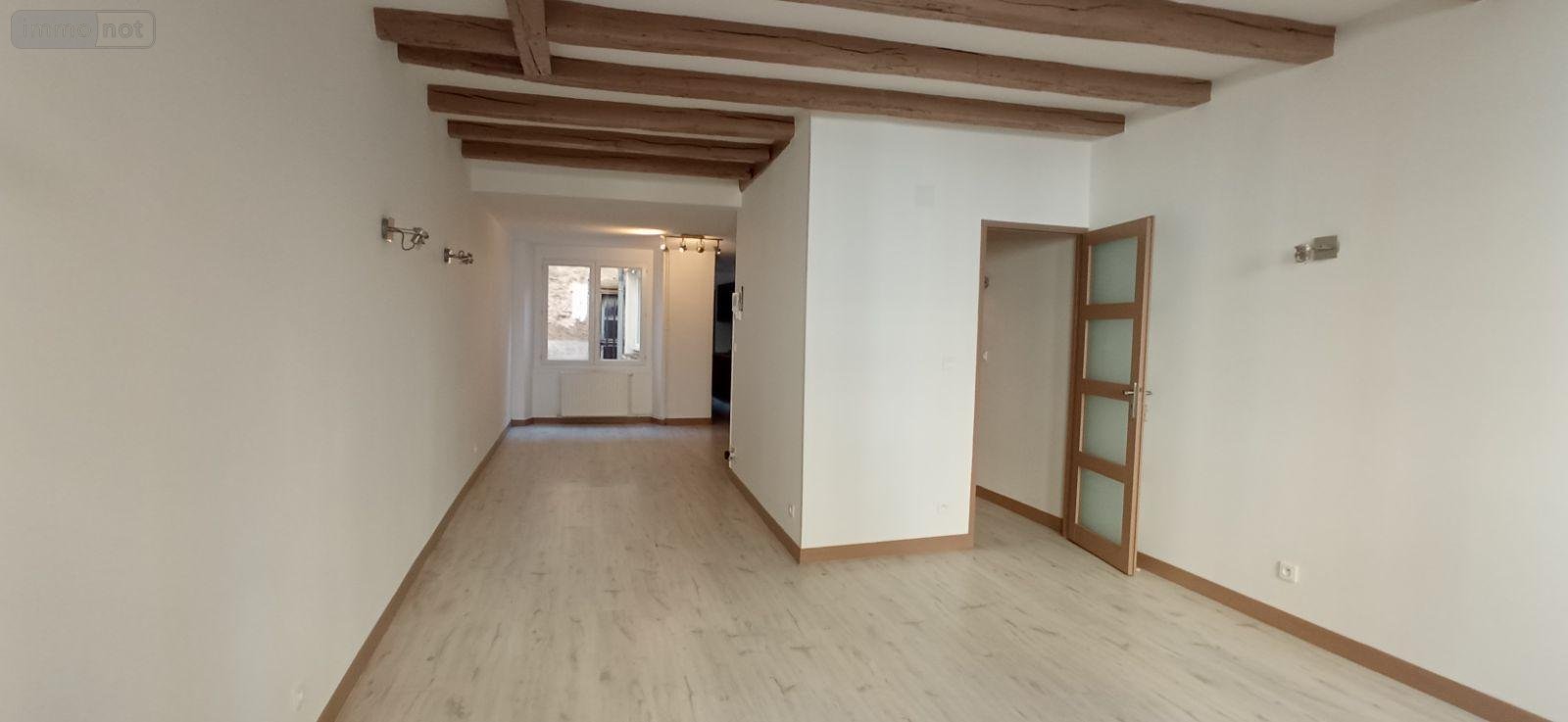 Immeuble a vendre Langres 52200 Haute-Marne 143 m2  149600 euros