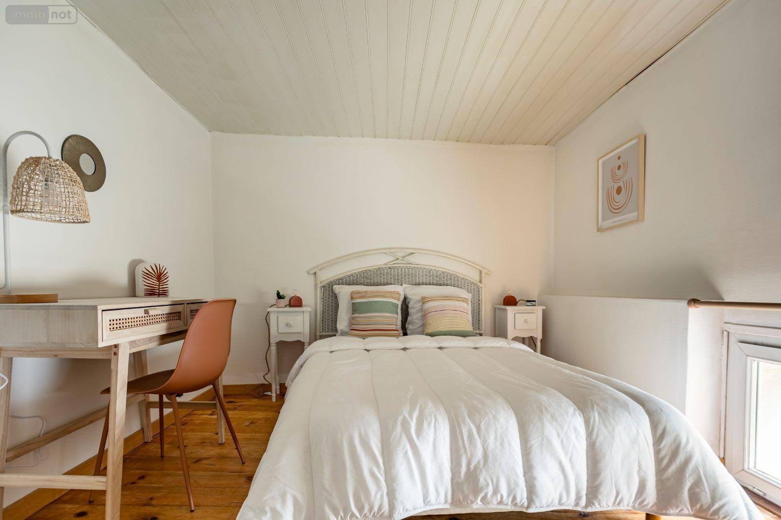 Location appartement Bordeaux 33000 Gironde 72 m2 2 pièces 1050 euros