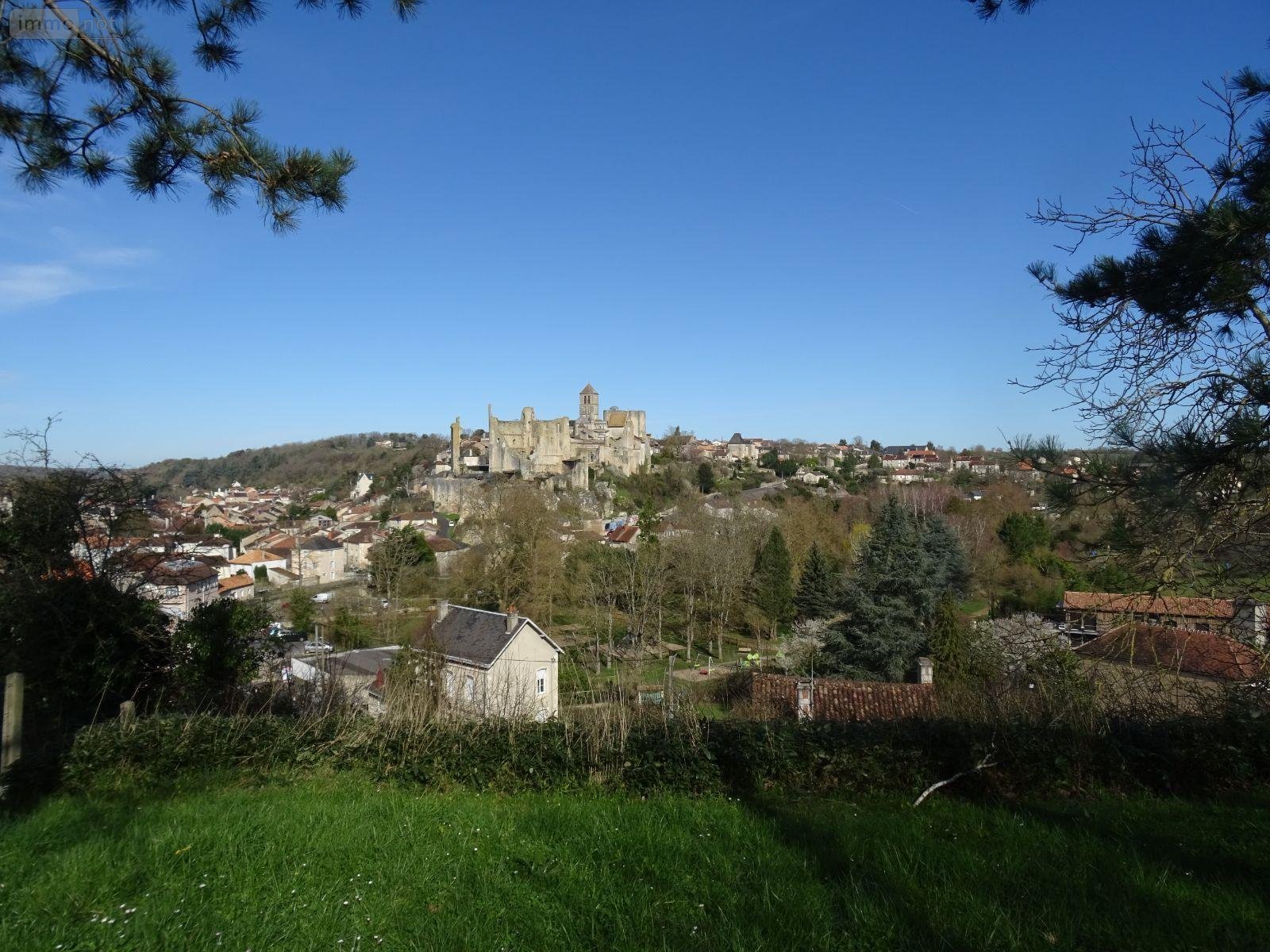 Terrain a batir a vendre Chauvigny 86300 Vienne 1317 m2  84800 euros
