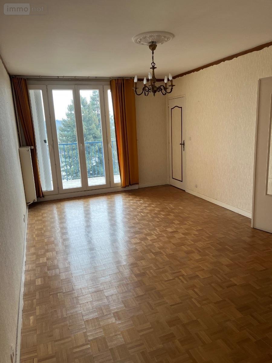 Appartement a vendre Tours 37000 Indre-et-Loire 62 m2 4 pièces 110000 euros