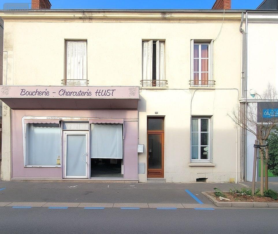 Fonds et murs commerciaux a vendre Châteaudun 28200 Eure-et-Loir 17 m2  112750 euros