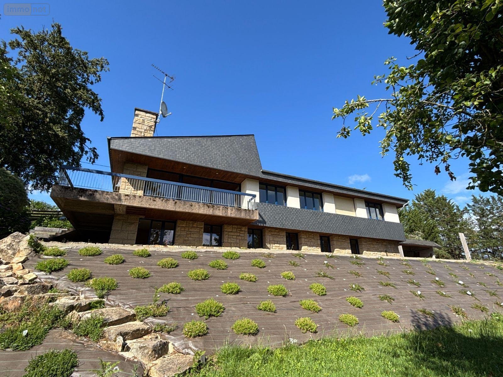 Maison a vendre Fougères 35300 Ille-et-Vilaine 256 m2 7 pièces 488600 euros