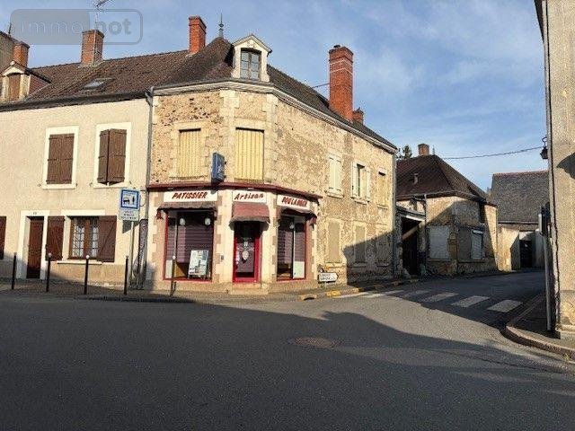 Immeuble a vendre Massay 18120 Cher 207 m2  90100 euros