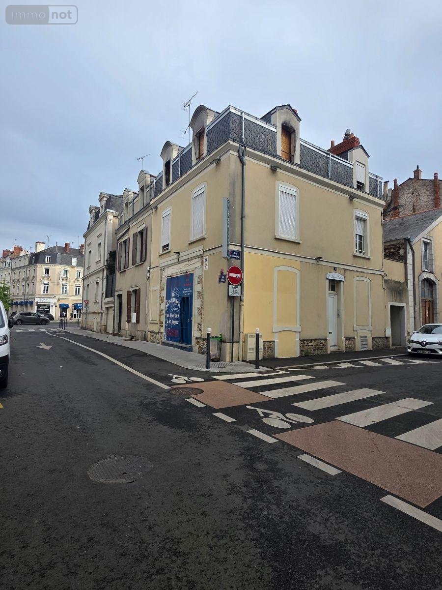 Immeuble a vendre Angers 49000 Maine-et-Loire 242 m2  572000 euros