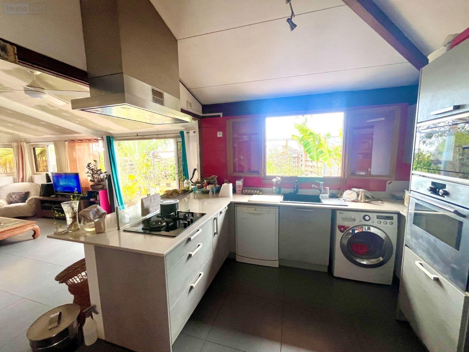 Maison a vendre Saint-Paul 97460 Réunion 90 m2 2 pièces 399500 euros