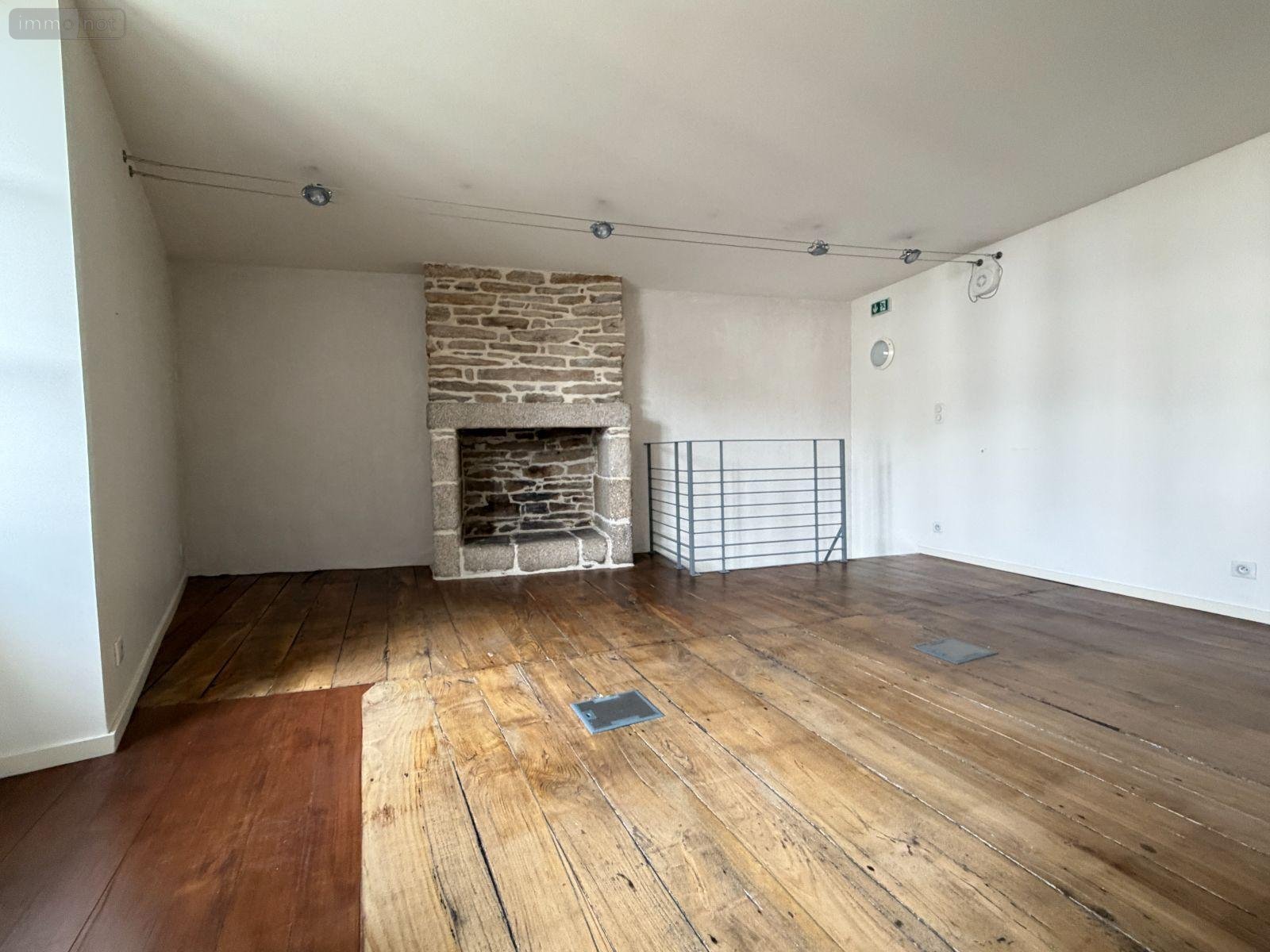 Location fonds et murs commerciaux Pont-Aven 29930 Finistère 40 m2  1300 euros