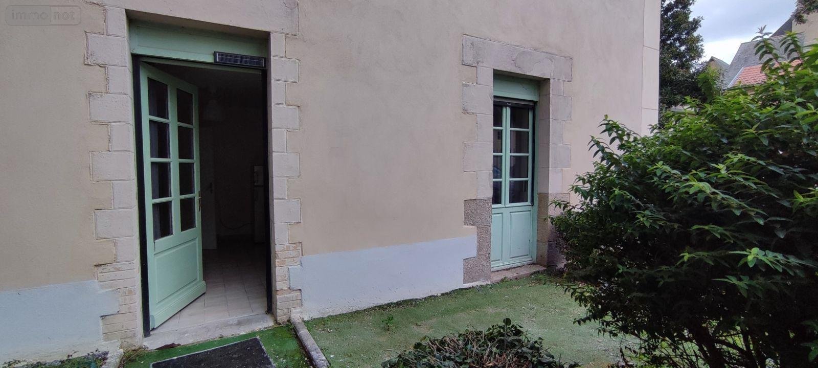 Location appartement Redon 35600 Ille-et-Vilaine 51 m2 2 pièces 550 euros