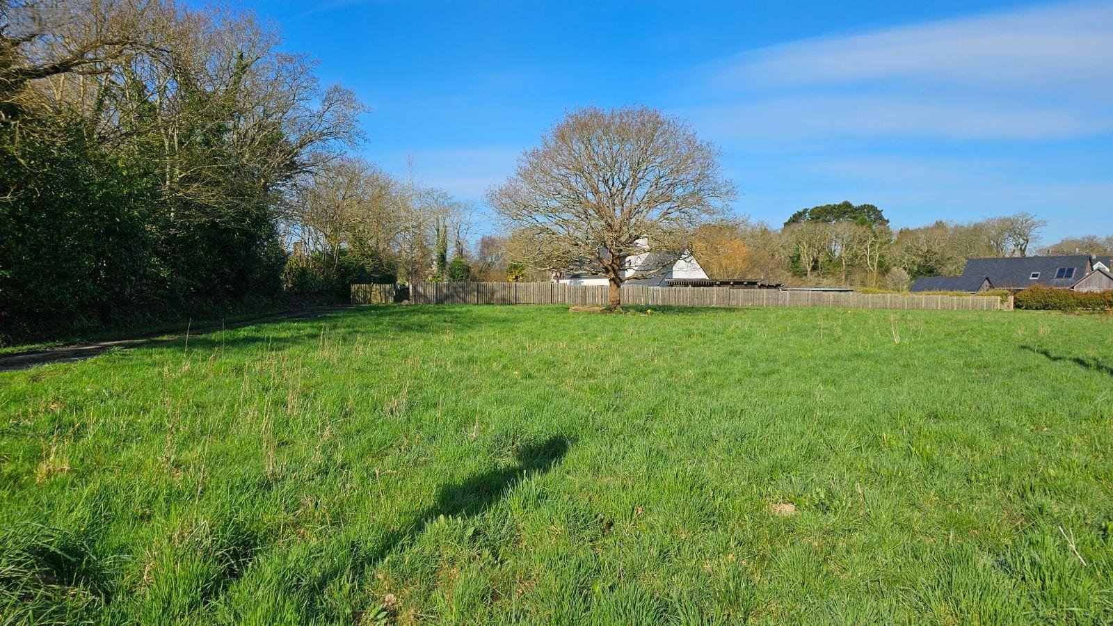 Terrain a batir a vendre Riec sur Bélon 29340 Finistère 683 m2  107730 euros